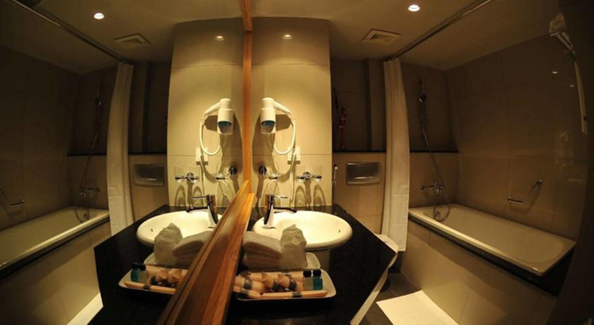 Hanoi Eternity Hotel Εξωτερικό φωτογραφία