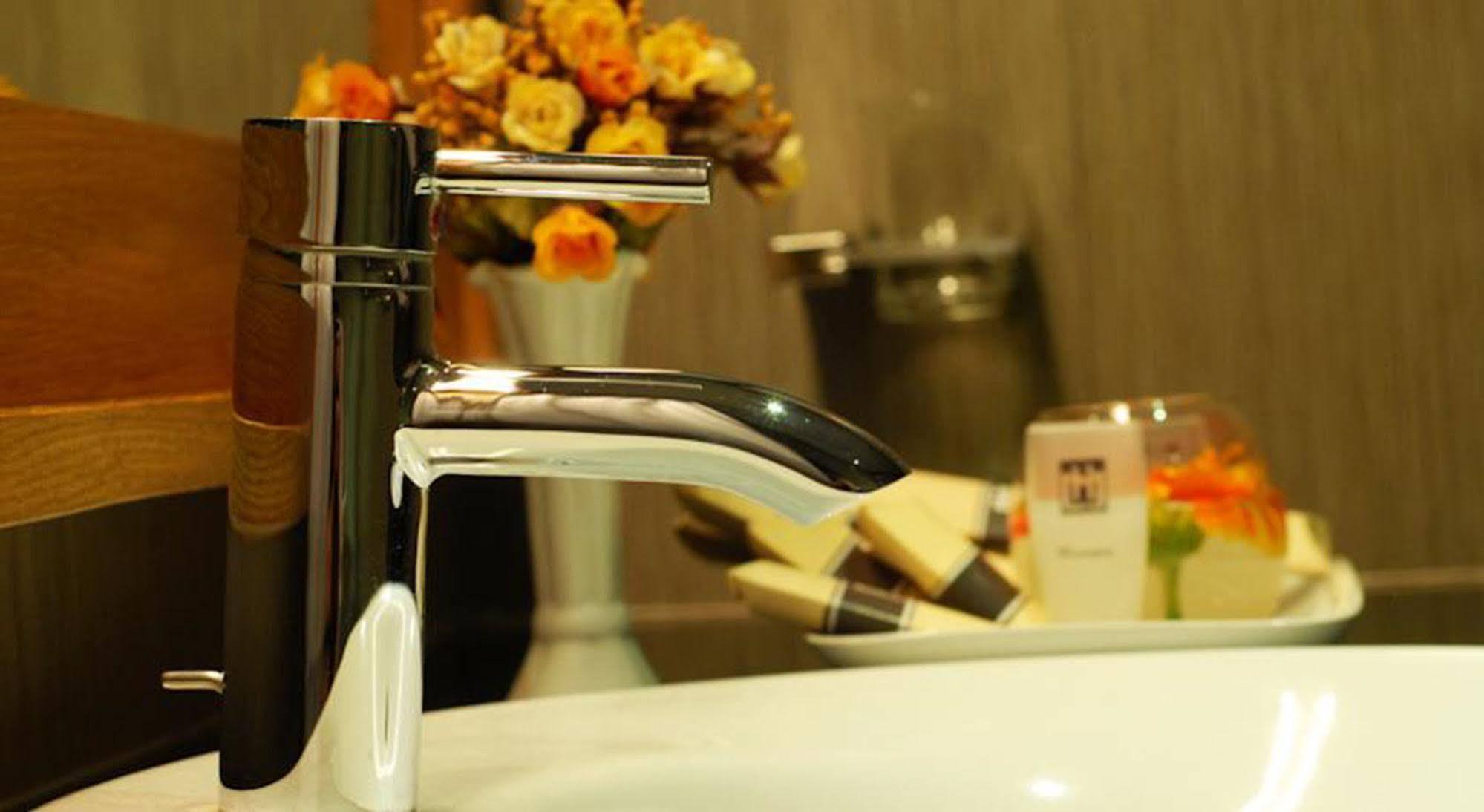 Hanoi Eternity Hotel Εξωτερικό φωτογραφία